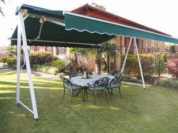 FREE STANDING AWNING